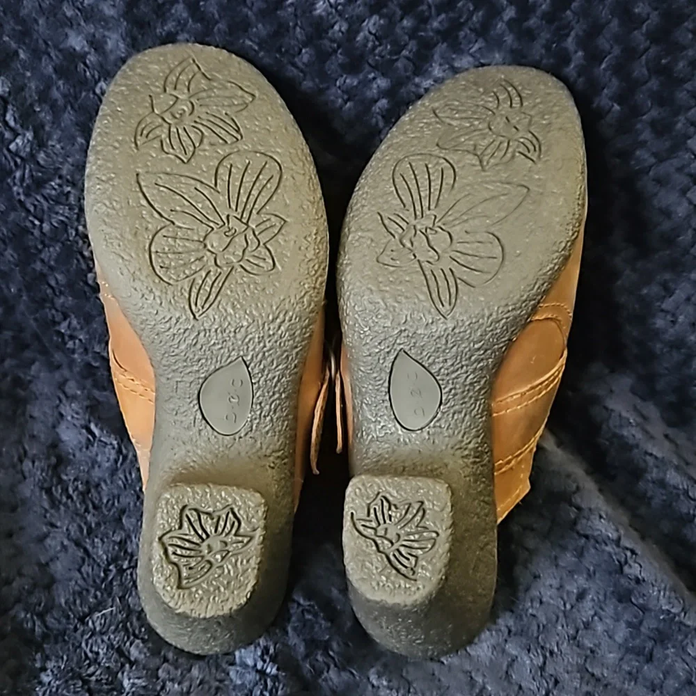 NEW BOC Born Clogs shoes Mules 9 COMFORT heel leather buckle Rustic Western - Picture 5 of 13